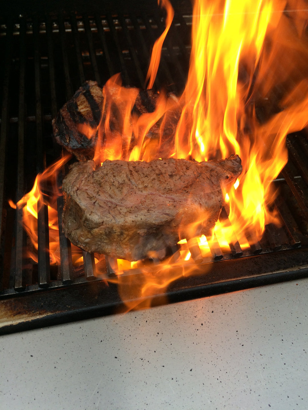 Best Wines for Father’s Day: Bold Reds, Rare Bottles & Meat Pairings He’ll Never Forget